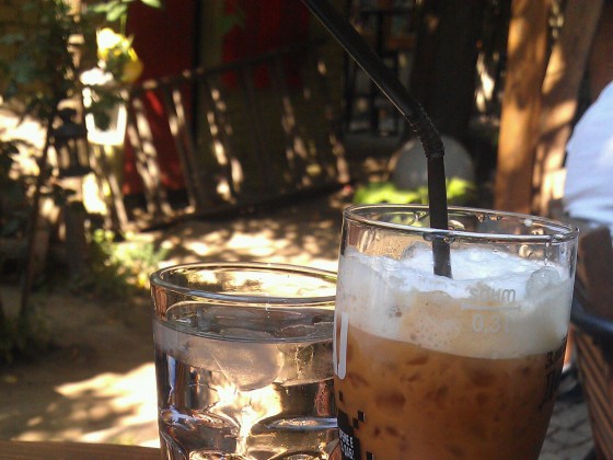Излет Кафе - Freddo+Cappuccino